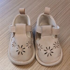 LUCKY BRAND Baby Moccasin Shoes SZ 2
